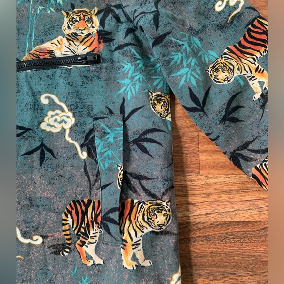 ASOS Overhead Hooded Jacket Coat Men Small Green Tigers Cotton Warm Pockets - Picture 3 of 6